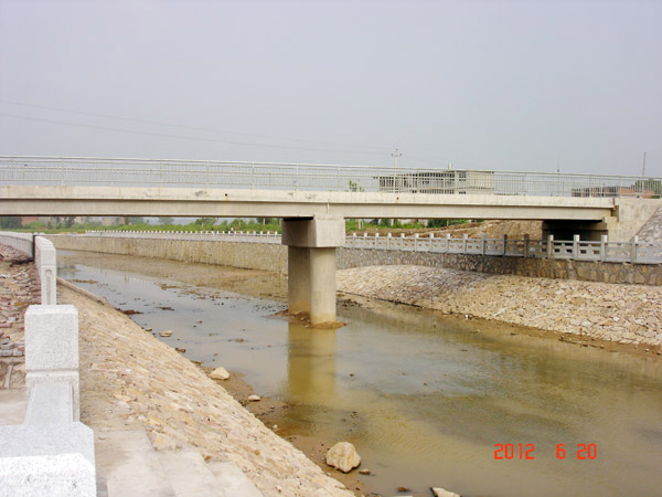 20120625105441203